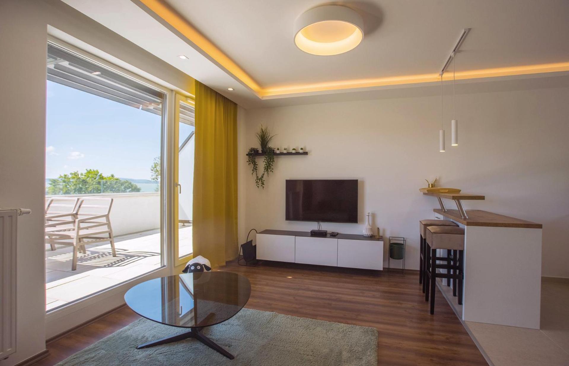 Sunset Resort - Lakeside Apartment Fonyód エクステリア 写真